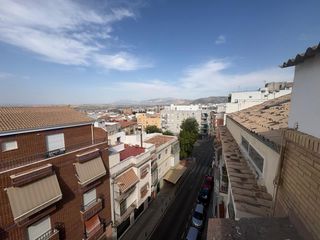 Attique à Calle de millán de priego 61. Atico en el edificio parroquias en millan de priego