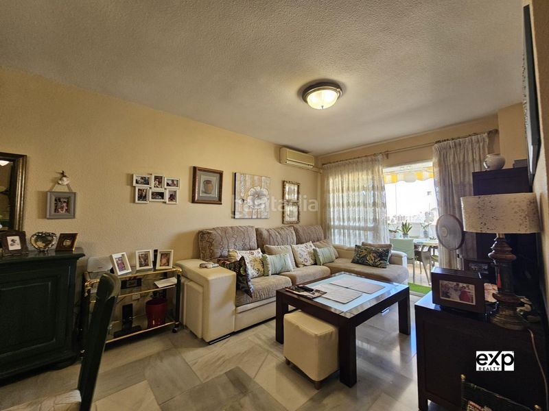 Foto 2a7b4cb9-cb2a-4198-aa3b-7a721b3b8df5. Pis amb piscina a Castillo Sohail - Myramar Fuengirola