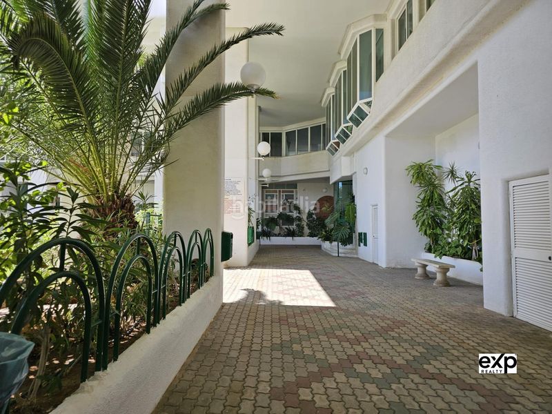 Foto 8450e521-5b3b-4a2b-8144-fd080e75ac3b. Pis amb piscina a Castillo Sohail - Myramar Fuengirola