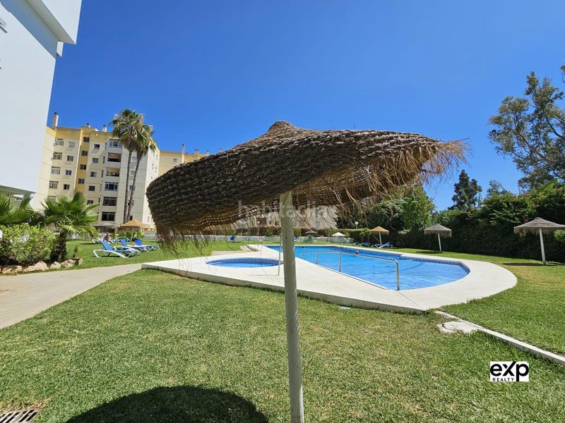 Foto b27db799-0aba-4452-90b0-770787219c99. Pis amb piscina a Castillo Sohail - Myramar Fuengirola