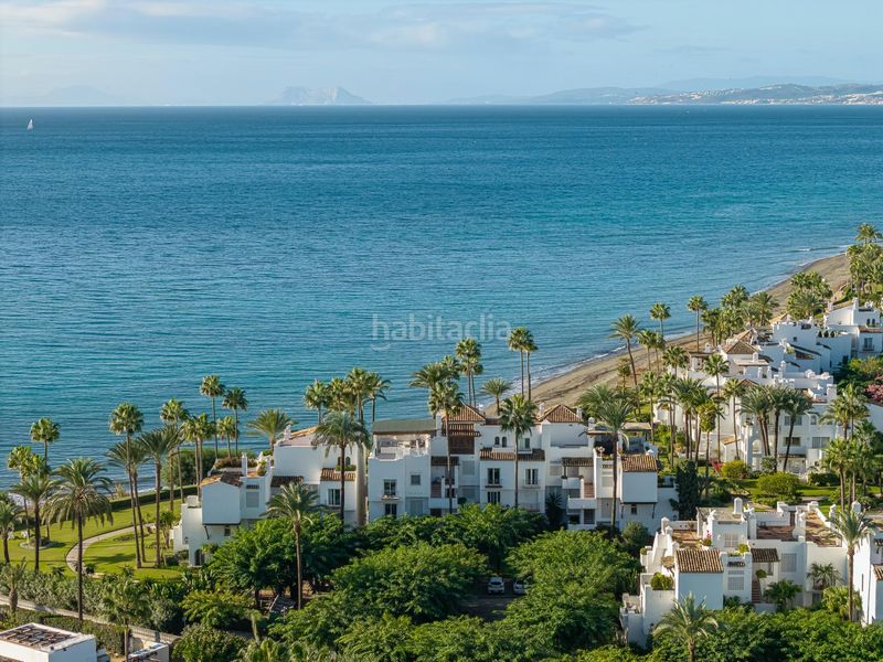 Foto bbb0f3c8-5173-48f1-a952-64587b496820. Àtic amb calefacció aparcament piscina a Zona de Punta Plata Estepona