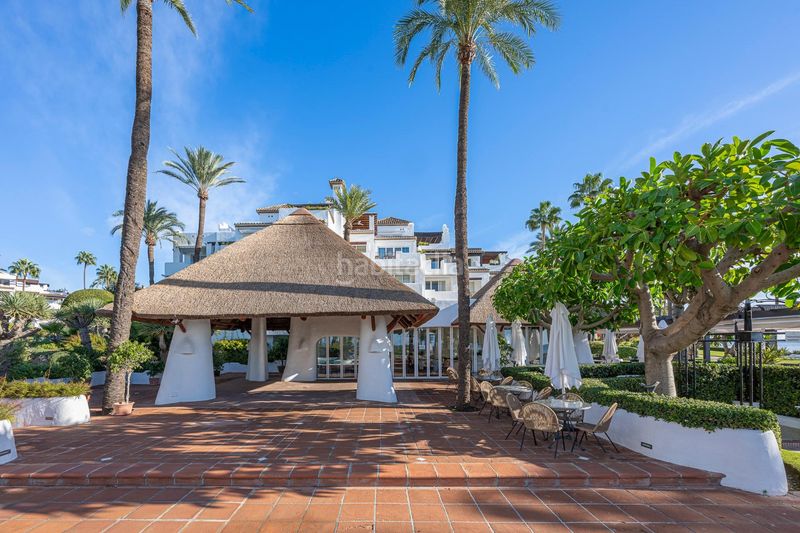 Foto e3007f50-e533-45fe-8410-10f436add691. Àtic amb calefacció aparcament piscina a Zona de Punta Plata Estepona