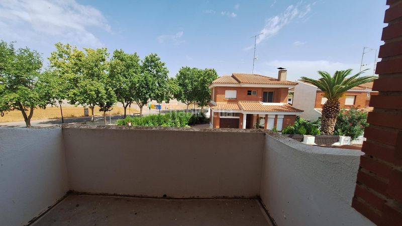 Foto 82e1895f-12e3-4105-8e25-fcbafdd54650. Casa amb calefacció aparcament a Madrigueras