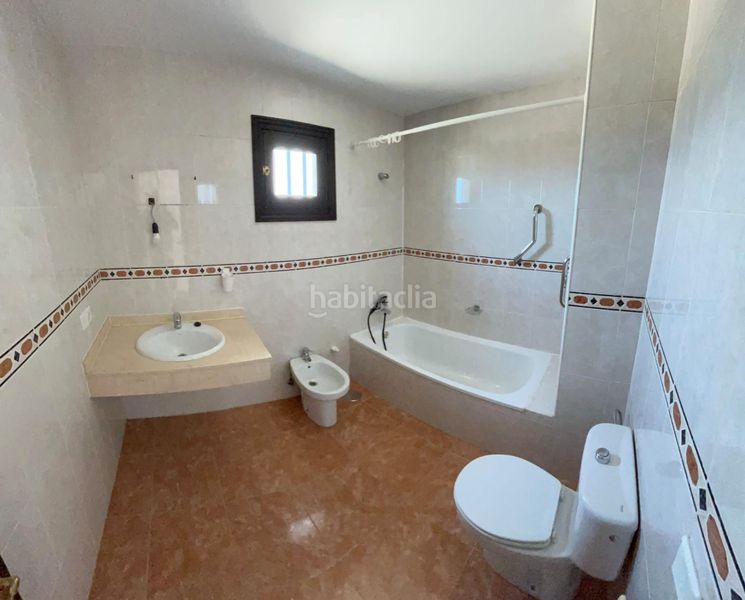 Foto 5032fb89-2758-40e7-b4ce-95ecea98f9fc. Xalet amb aparcament a costa Teguise Teguise