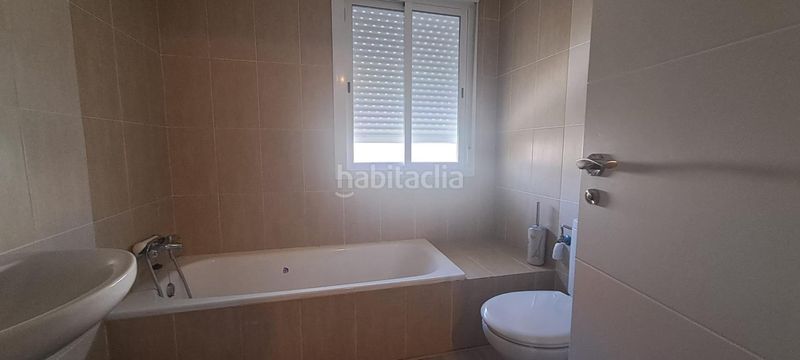 Foto 6dd1e773-9e63-4c67-ac0b-dfb2ed49fef7. Xalet amb calefacció aparcament piscina a Uceda