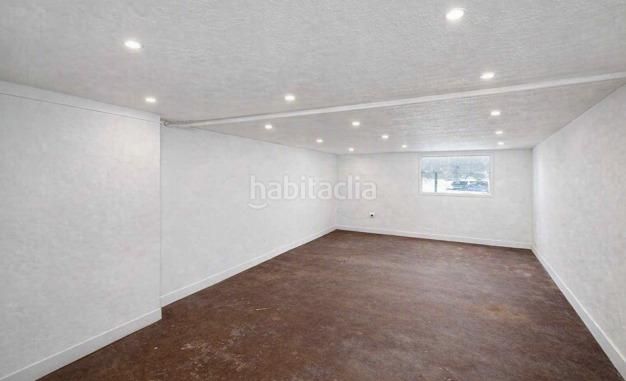 Foto 6d7f15d8-5326-401d-833a-1f580bb1c0e4. Local comercial a Baiona