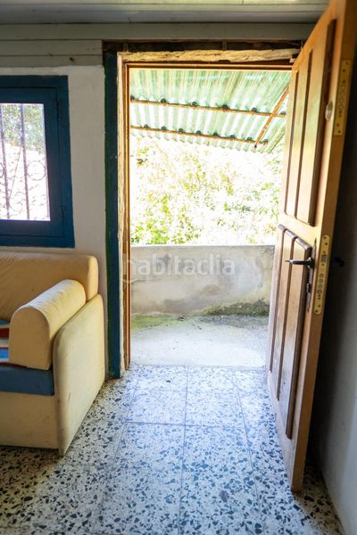 Foto b6f32da3-6c8d-4280-acb0-1e695d857101. Chalet en lugar san bartolomé chalet independiente con hórreo tradicional en san bartolomé en Pravia