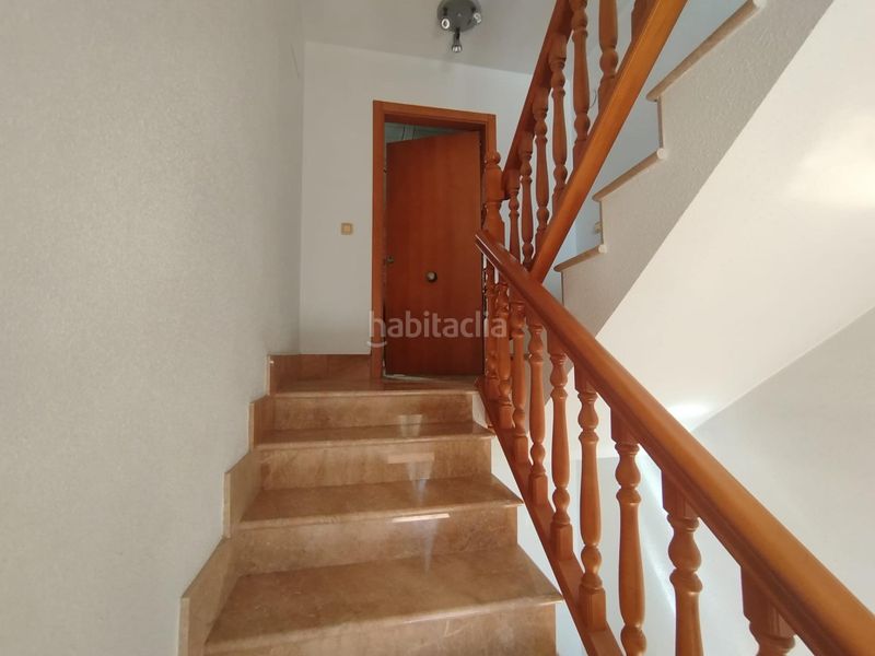 Foto 915fe5be-ab51-4646-a5d8-7cf112804341. Edificio in Aielo de Malferit