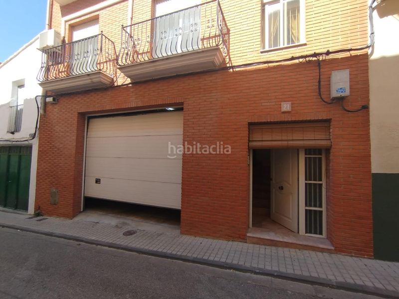 Foto a9c3876f-645e-437d-aab7-ad280730315f. Edificio in Aielo de Malferit