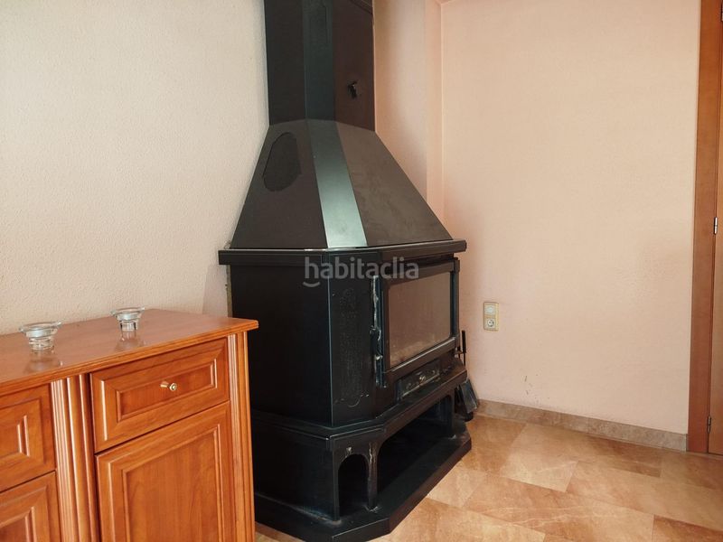 Foto e58828f6-5d7a-46bb-b655-dae007ef79a9. Edificio in Aielo de Malferit