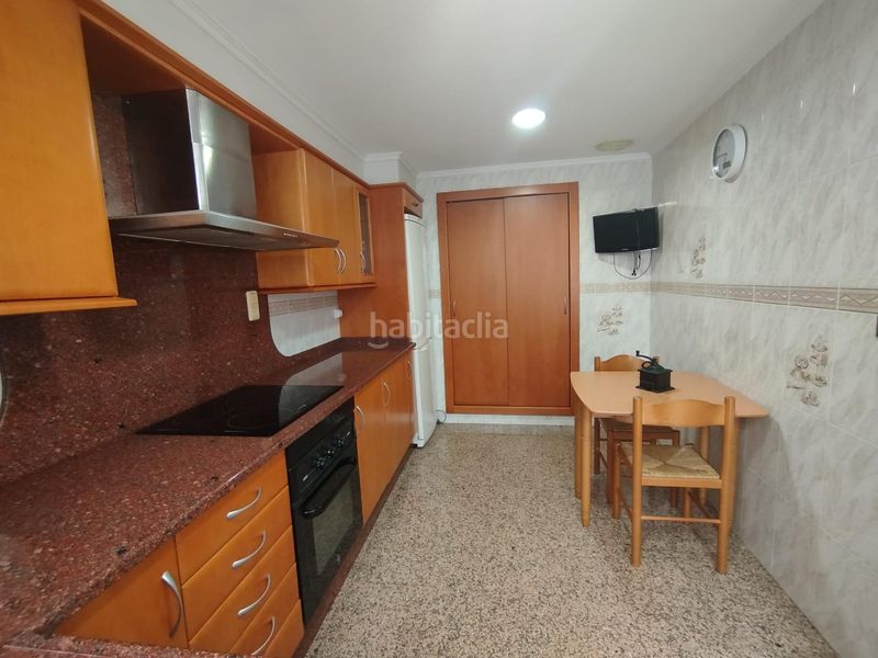 Foto ecc5a199-799c-4827-8b05-d1d7942fef5f. Edificio in Aielo de Malferit