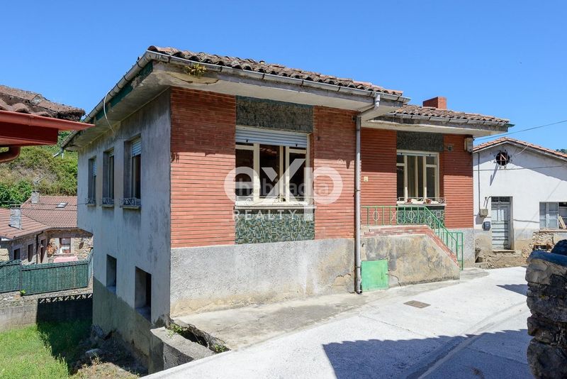 Foto ee8e35a4-92ec-4c11-9b1d-ef117941fcdc. Haus in lugar lugar vega ciego 26 in Lena