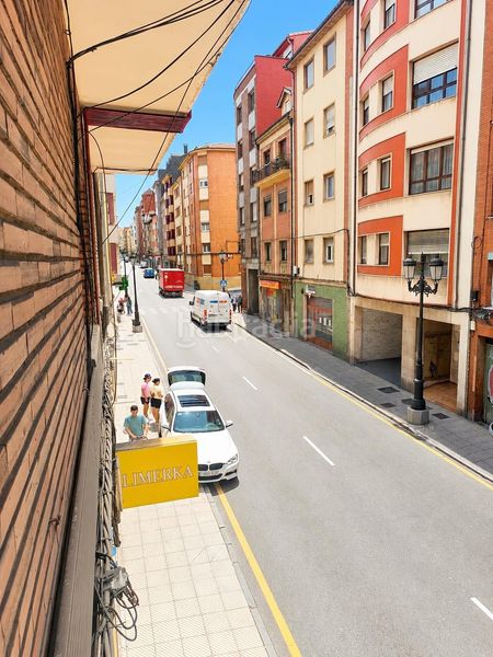 Foto a2912586-714d-4b77-a7d5-97ae64c07ede. Pis amb calefacció a Argañosa Oviedo