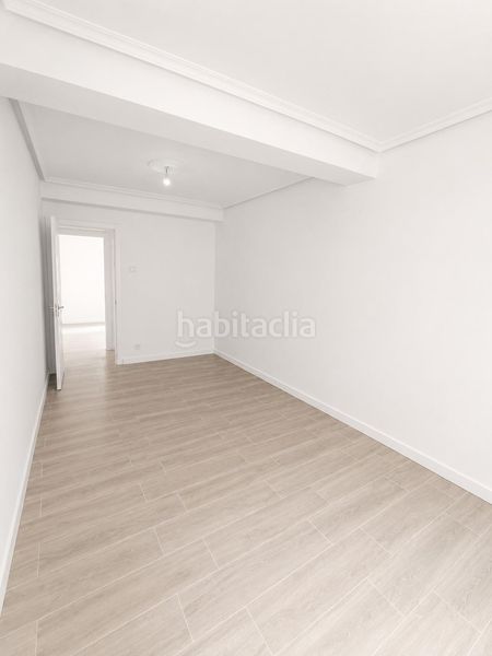 Foto d7bb0d15-fa6d-4600-a362-bd6c0b3ac515. Pis amb calefacció a Argañosa Oviedo