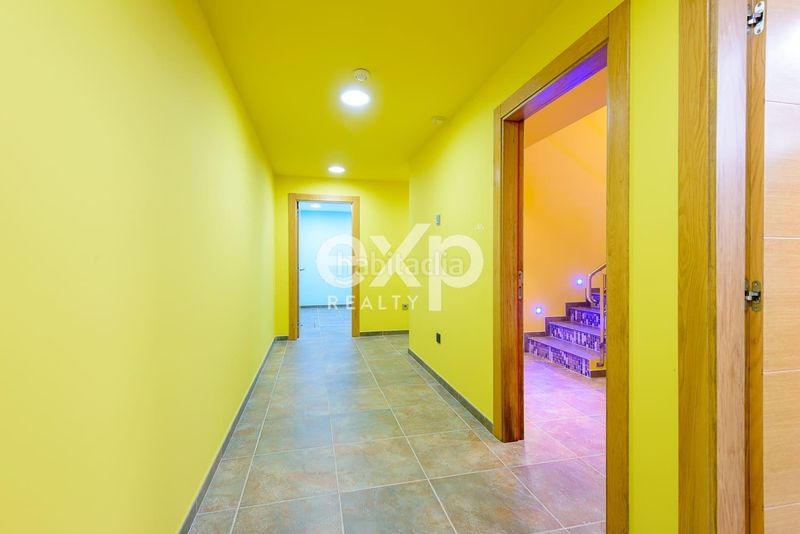 Foto 0d51c120-59de-4800-a3b5-0b7f1f8ef8fa. Casa amb aparcament piscina a Leorio Gijón