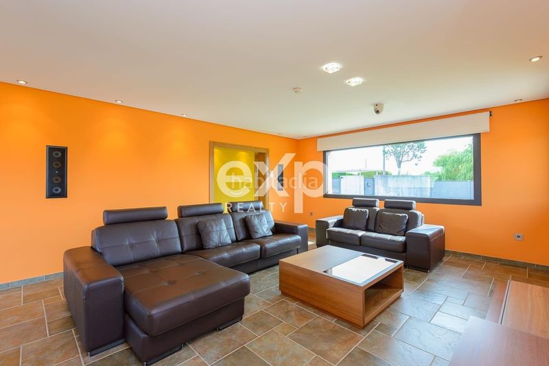 Foto 664e2e33-a880-4286-afb2-662b30a5f8ec. Casa amb aparcament piscina a Leorio Gijón