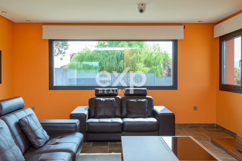 Foto ec1c6e7d-a542-477f-b737-668fd4f66195. Casa amb aparcament piscina a Leorio Gijón