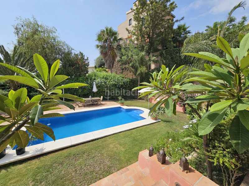 Foto 5036e76c-77ce-4050-9389-94c819d56eb8. Xalet amb calefacció aparcament piscina a Pinares de San Antón Málaga