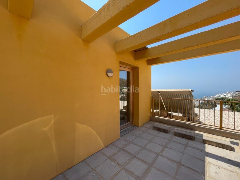 Foto d9cddc6d-1454-454c-b057-e4029ae6d966. Xalet amb aparcament piscina a El Peñoncillo Torrox