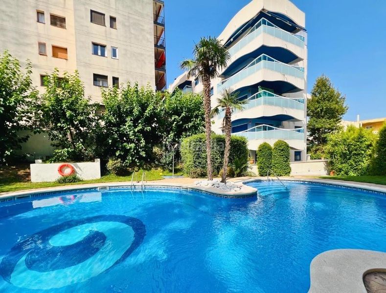 Foto f04d8b68-15d9-4c50-a4ba-bd3027bcb8ed. Pis amb calefacció aparcament piscina a Mar i Camp - Platja dels Capellans Salou
