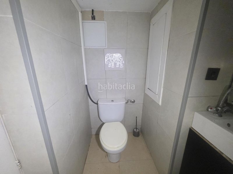 Foto 0749d43e-1cdb-4618-b2eb-8b46a31ef562. Local comercial a Centre Reus