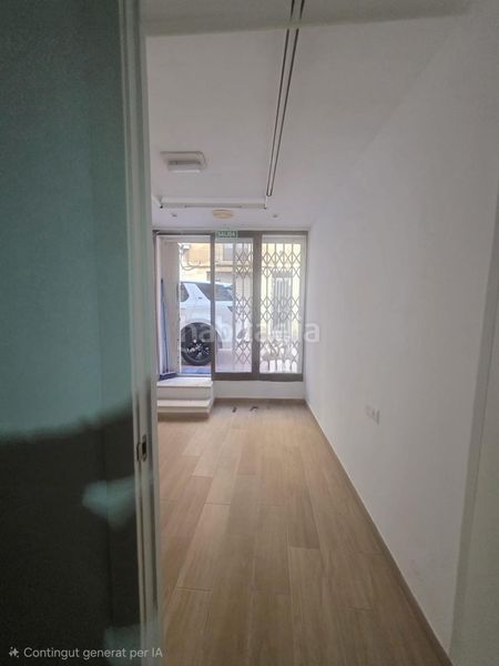 Foto 9cbbf161-705f-4019-9ce3-e9ff2fe91e46. Local comercial a Centre Reus
