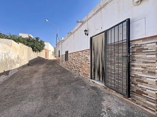 Casa  Calle ramos polopos. Barriada de lucainena de las torres