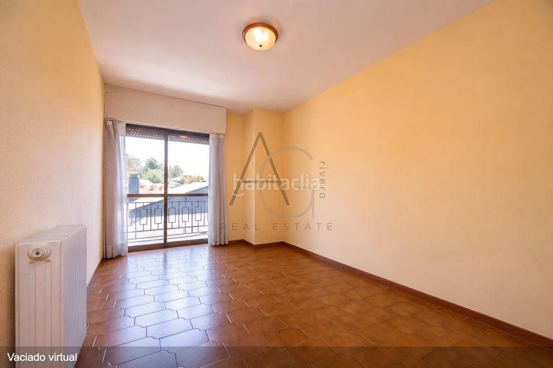 Foto 56655d59-2f34-4621-a62e-1bdd7cb8c0c7. Casa adossada amb calefacció aparcament a Colonia Torrelodones