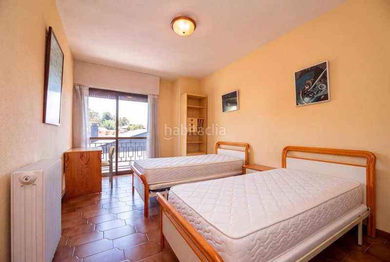 Foto 6f06e548-4647-4c1b-b26c-c67a50439686. Casa adossada amb calefacció aparcament a Colonia Torrelodones