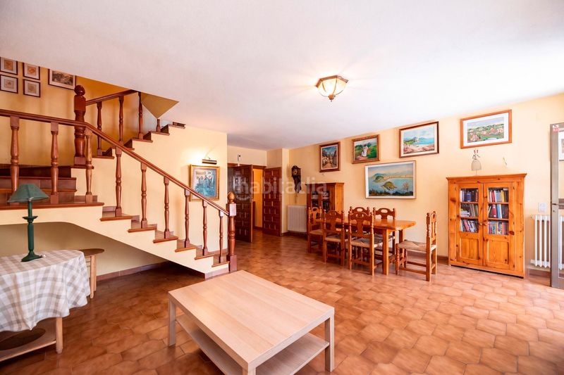 Foto a7b3d4ae-f85f-4347-9584-8dc6c592d76a. Casa adossada amb calefacció aparcament a Colonia Torrelodones