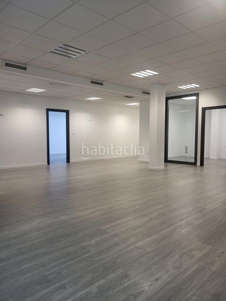 Foto 04e84a41-ef69-4f7a-a418-51a96cb1aace. Alquiler local comercial bonito y amplio local en perfecto estado para comercio u oficinas en Alaquàs