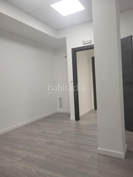 Foto 1c24e1b2-f1fc-48e2-b41d-e389fb8261f0. Alquiler local comercial bonito y amplio local en perfecto estado para comercio u oficinas en Alaquàs