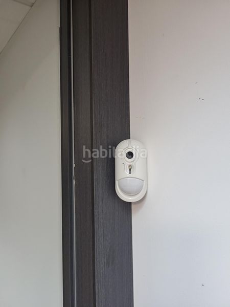 Foto 90b6e53f-5866-4364-a213-9638623c68eb. Alquiler local comercial bonito y amplio local en perfecto estado para comercio u oficinas en Alaquàs