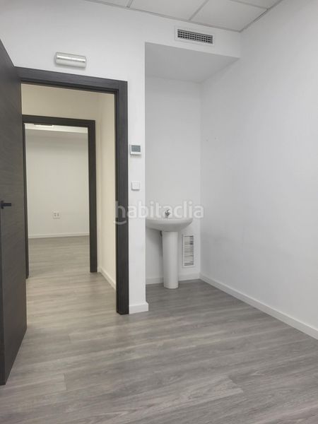 Foto d68f4500-6206-4292-ba84-c9d1dd105447. Alquiler local comercial bonito y amplio local en perfecto estado para comercio u oficinas en Alaquàs