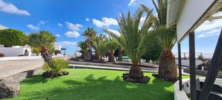 Chalet in Tías pueblo. Exclusiva propiedad en lanzarote con amplia parcela y múltiples