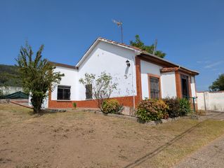 Haus in Granja 32. Maravillosa casa con terreno de 2 habitaciones muy cerca de la c