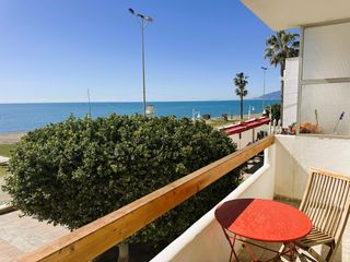Casa adossada  Victoria la. Precioso chalet adosado en primera línea de playa en la cala del