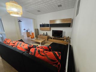 Maison  Obispo miedes. Casa con terraza, patio y gran potencial de inversión en sagunto