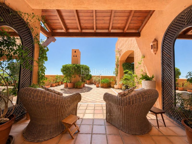 Foto 7a8f4a5d-9497-4b75-b02e-6d3416fda205. Apartament amb calefacció aparcament piscina a Los Naranjos Marbella