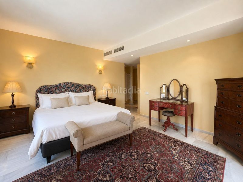 Foto aaa81432-d75e-405d-9483-53cb801d61e5. Apartament amb calefacció aparcament piscina a Los Naranjos Marbella