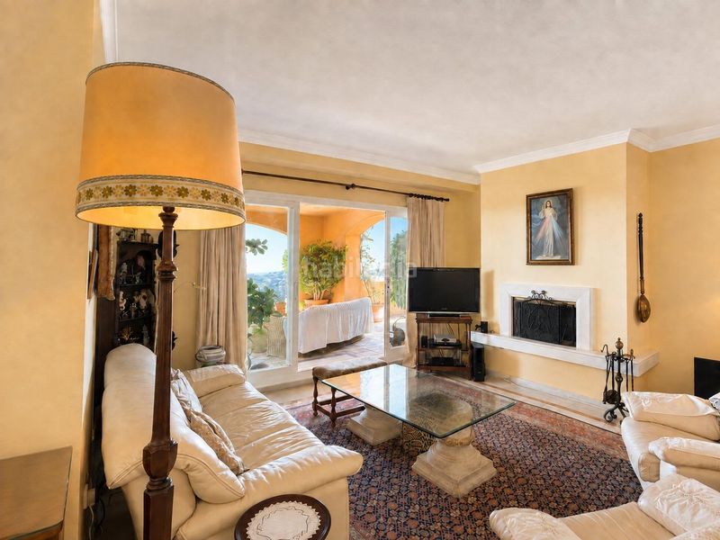 Foto d071ad4c-52e6-4e35-bca8-12cca5f27b67. Apartament amb calefacció aparcament piscina a Los Naranjos Marbella