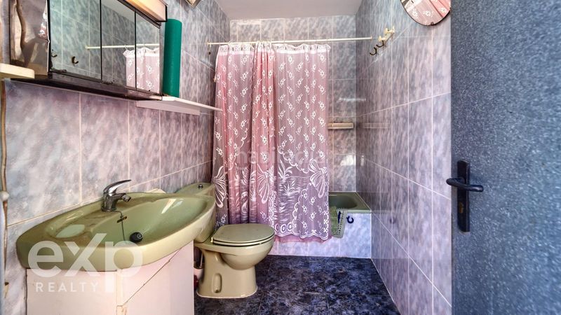 Foto 5b8a5631-ce1d-4c69-a46b-a27a0501071c. Casa amb aparcament piscina a Rafelguaraf