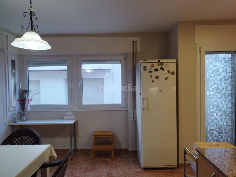 Foto 099c5b9d-8de5-4ce7-bd4e-4a9a076328b0. Casa amb aparcament a Benifallet