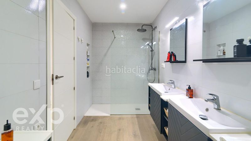Foto 0a2ab830-bce3-44b8-97b1-2c458b545fb6. Casa amb aparcament a Algemesí