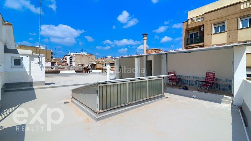Foto 0b5d867a-512f-4421-a647-43602e394cad. Casa amb aparcament a Algemesí