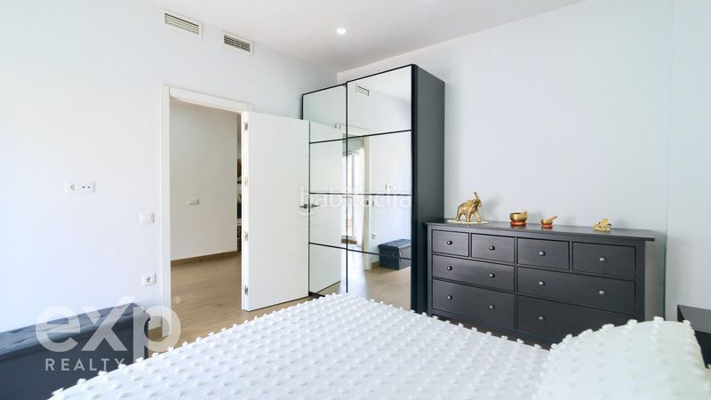 Foto f6341de6-1406-4104-ba48-69c5768462db. Casa amb aparcament a Algemesí