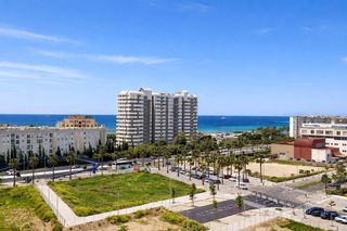 Apartamento  Mexic 21. Piso contemporáneo con terraza y piscina en azotea en nou llevan
