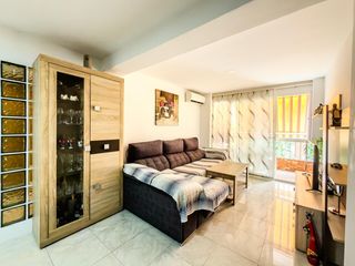 Pis  Vicente ferri 63. Excelente piso en canals listo para entrar a vivir
