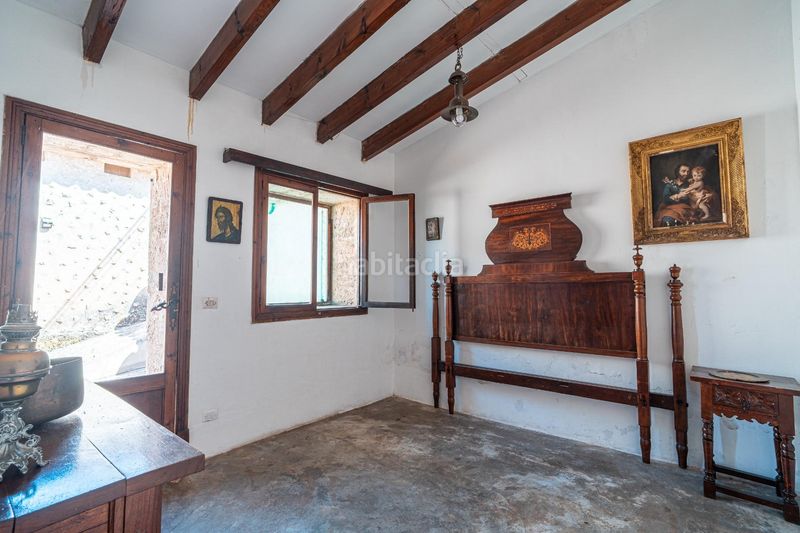 Foto ed1e89b8-89b4-4638-8680-d6c03cc9e46d. Masia amb aparcament a Pòrtol Marratxí