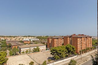 Etagenwohnung  Calle alcasser. Tu nuevo hogar te espera en mas del rosari, valencia. tres habit